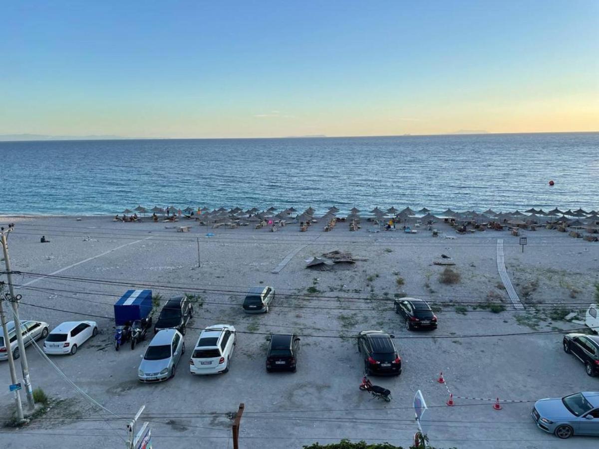 Wave N' Sea Apartments Himare Buitenkant foto