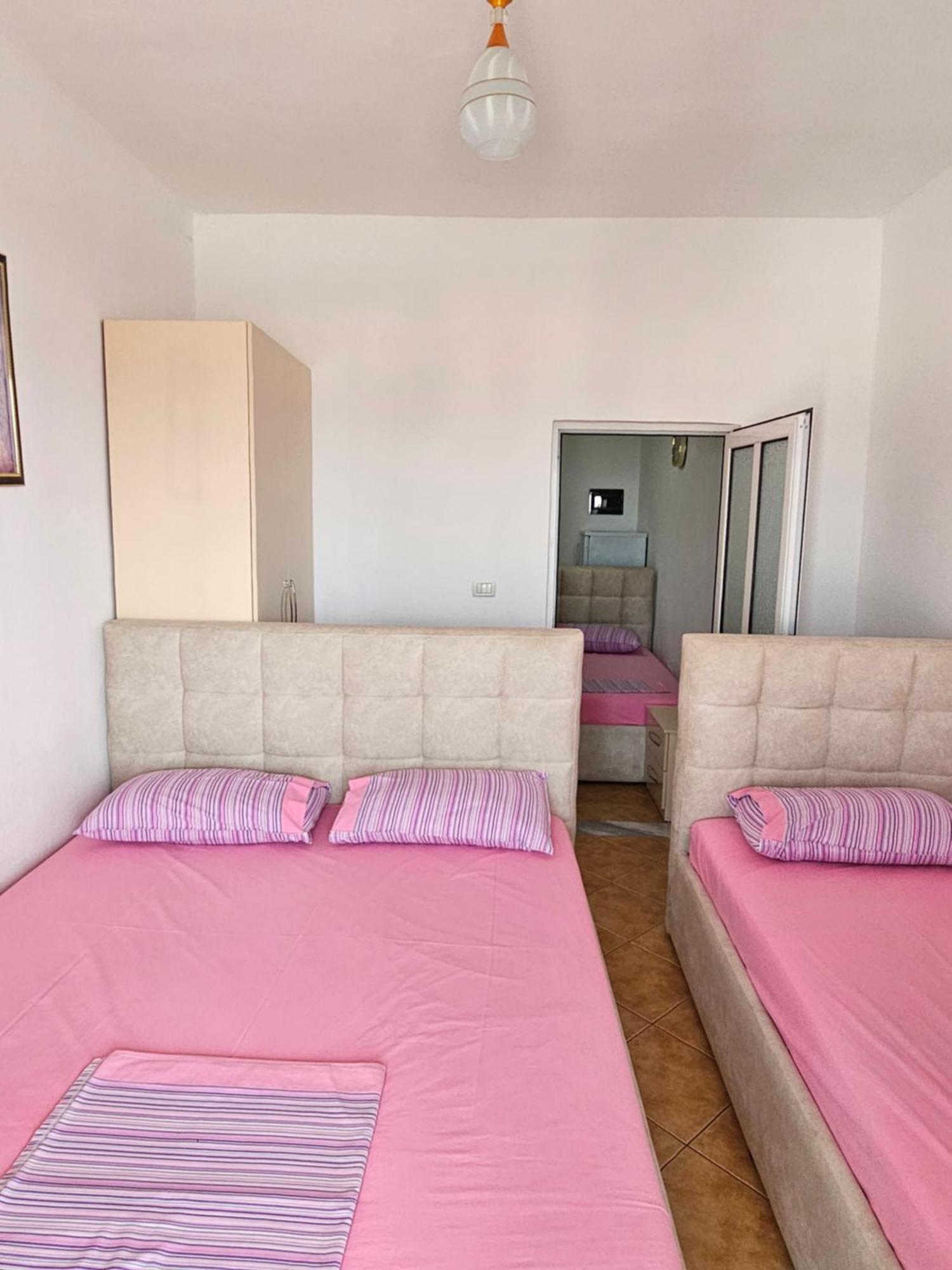 Wave N' Sea Apartments Himare Kamer foto