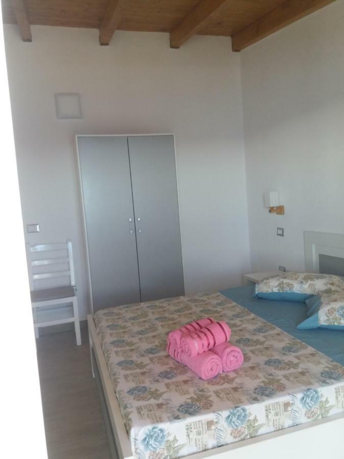 Wave N' Sea Apartments Himare Buitenkant foto